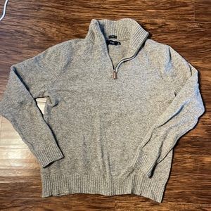 J crew men’s quarter zip knit pullover sweater. Tan/grey in color.